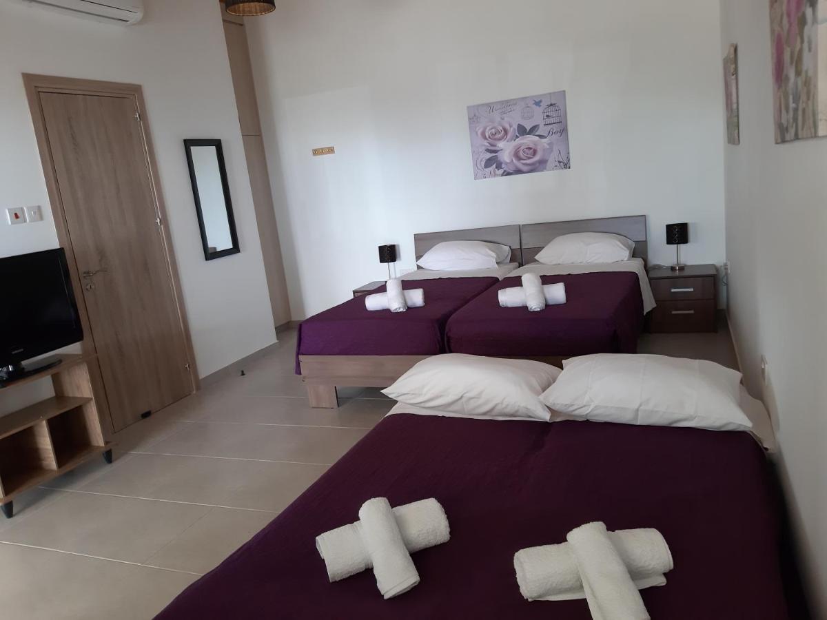 Zorbas Sea View No 5 Apartment Larnaca Ngoại thất bức ảnh