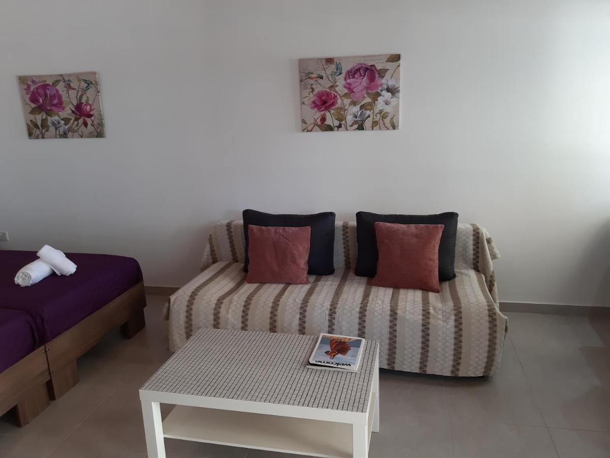 Zorbas Sea View No 5 Apartment Larnaca Ngoại thất bức ảnh